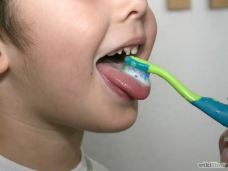 Brushing tounge Brushing tounge